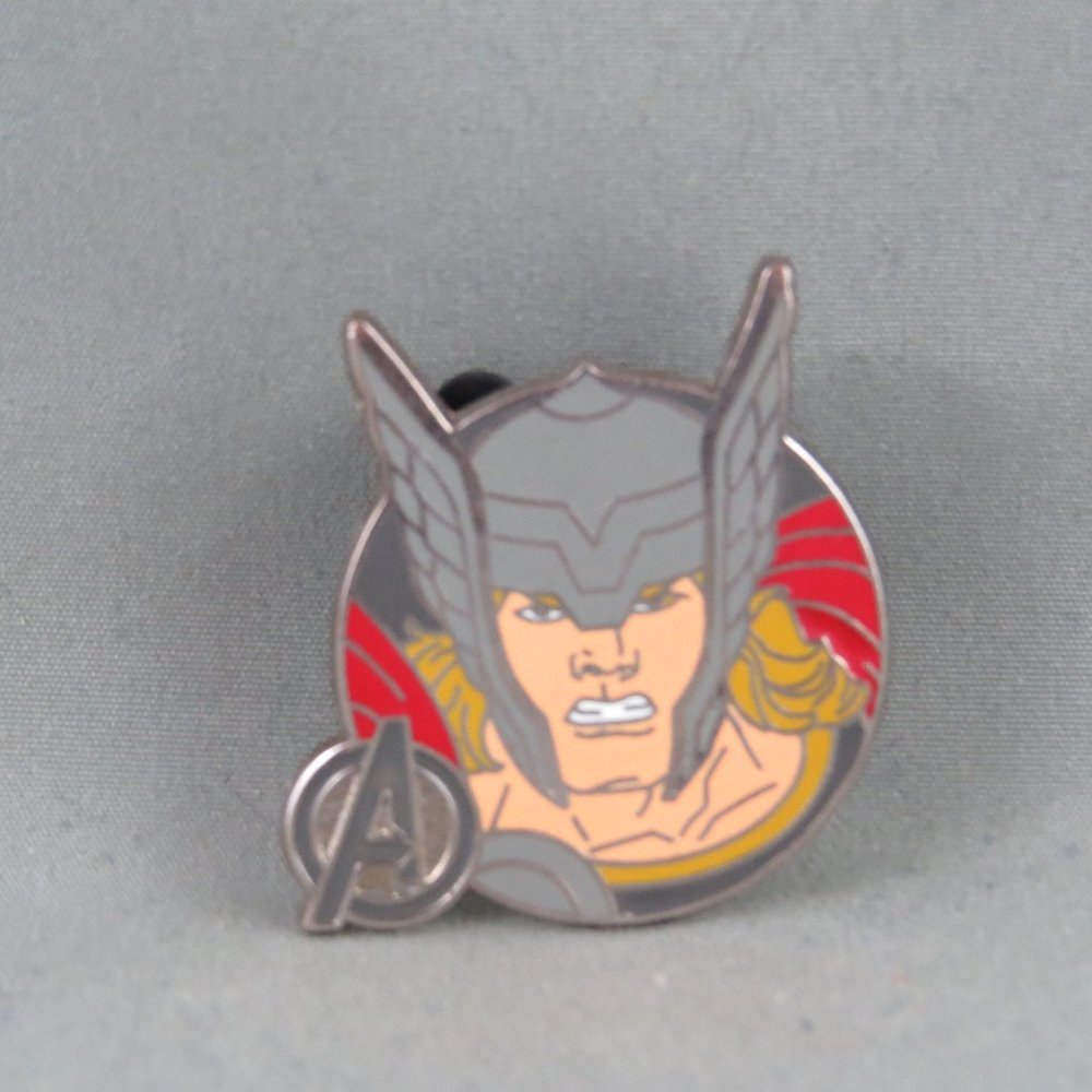 Avengers Pin - The Thor Bust Disney Collection - Stamped Pin